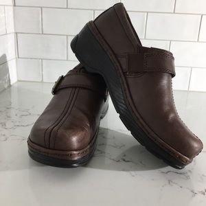 Klogs USA Naples Brown Shoe. 7.5M